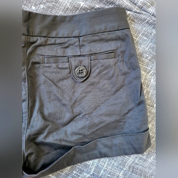 Womens Aritzia Talula shorts - Picture 4 of 4